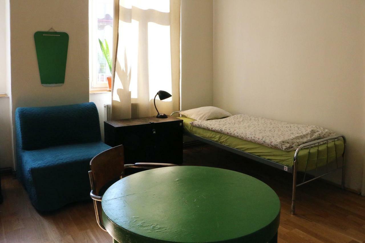 Hostel Lipa Praha Bagian luar foto